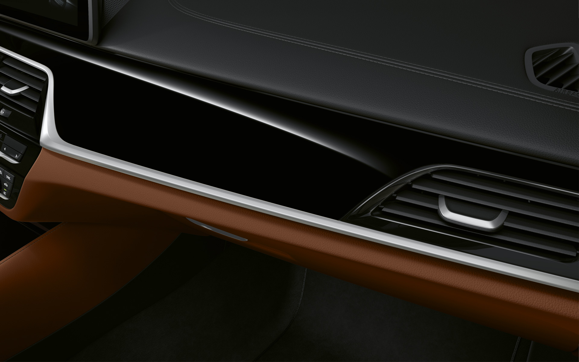 BMW 5 Series Sedan G30 Facelift 2020 cockpit in detail trim finishers Piano Black trim with Pearl Chrome finisher