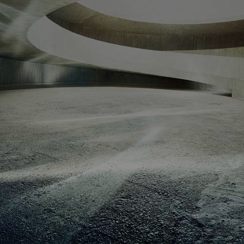 BMW X5 G05 2018 three-quarter front view configuration balance BMW Individual tanzanite blue metallic